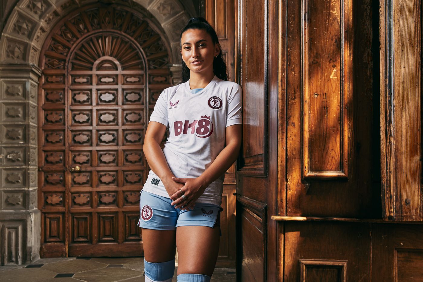 Áo đấu CLB Aston Villa 2024